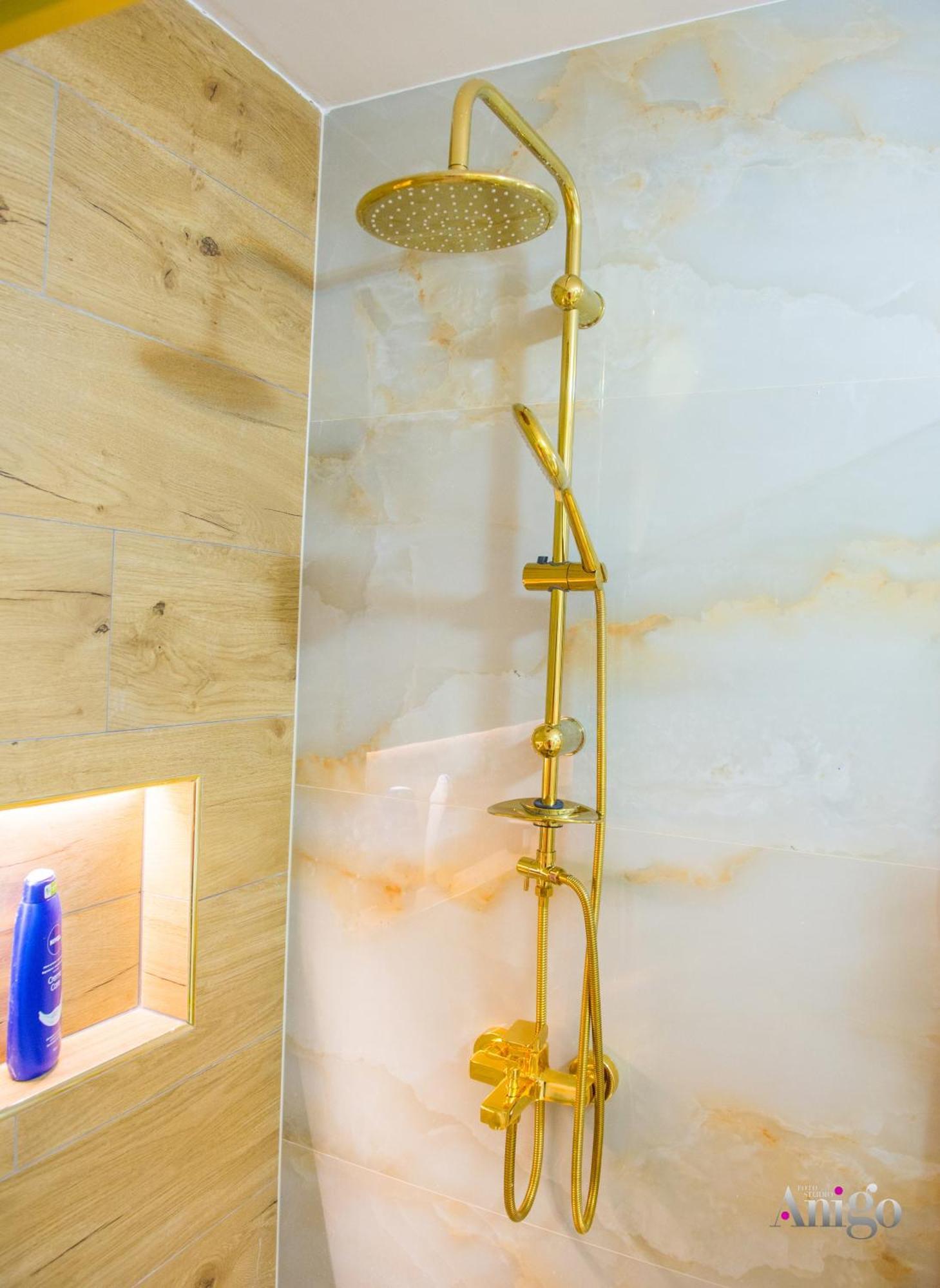 Luxury Apartment Black And Gold モスタル エクステリア 写真